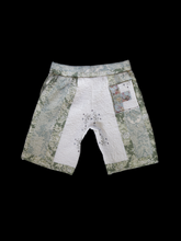 Load image into Gallery viewer, Large Floral Teal & White Quilt Boncho Set