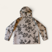 Load image into Gallery viewer, Large Light Grey/Dark Blue Quilt Boncho