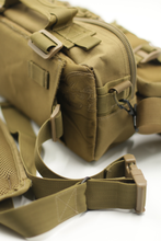 Load image into Gallery viewer, Coyote 3-Cushion Futon 'Clak-Pak'